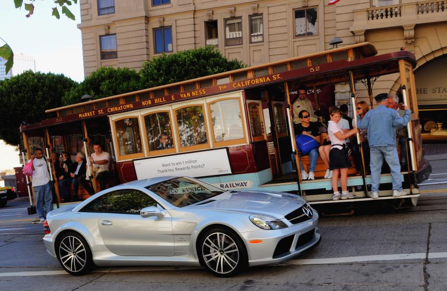  Mercedes-Benz SL65 AMG Black Series 2008 года  (фото 9 из 44)